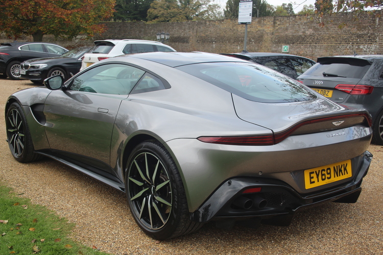 2019 Aston Martin Vantage V8 £93,750