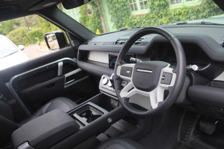 2021 Land Rover 3.0 D250 X-Dynamic SE 110 SOLD