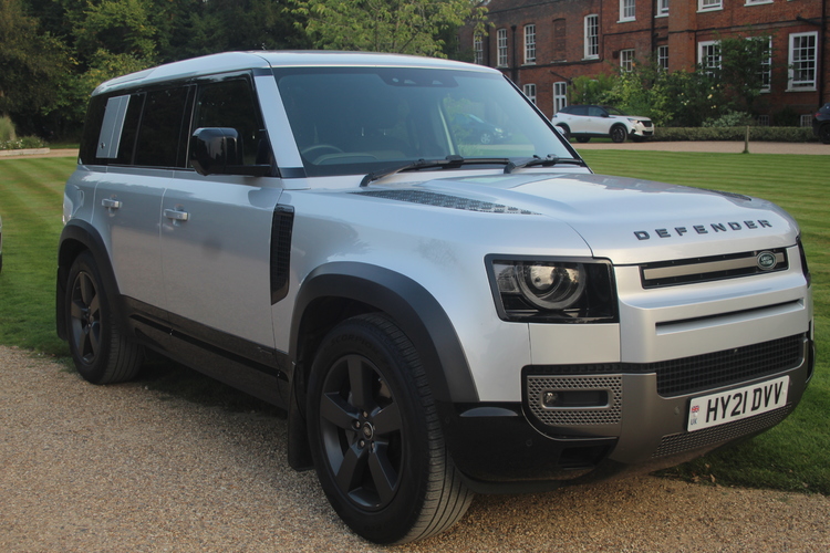Land Rover Defender X-Dynamic HSE<br />2021 Metallic Silver 4X4 NOW SOLD
