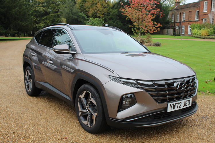 Hyundai Tucson 1.6 T-GDi Ultimate 2WD <br />2023 Metallic Bronze Hatchback £22,995