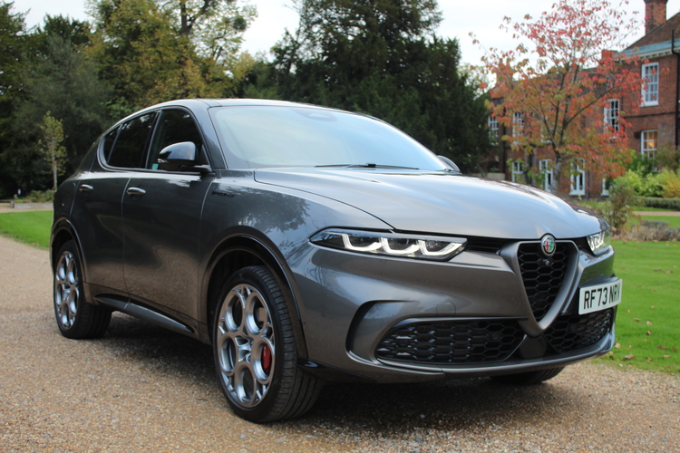 Alfa Romeo Tonale 1.3 PHEV Speciale Q4 AWD<br />2024 Metallic Grey  4X4 £34,995