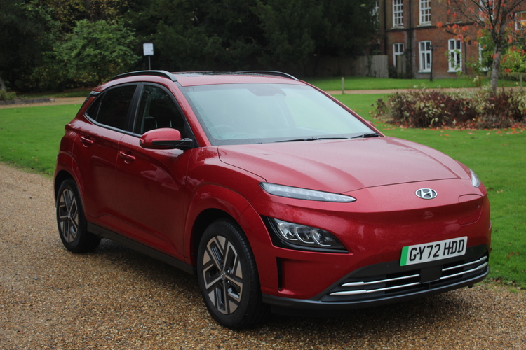 Hyundai Kona 150kW Ultimate 5dr<br />2022 Pearl Red Hatchback £19,995