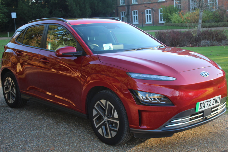 Hyundai Kona 150kW Ultimate 5dr<br />2022 Pearl Red Hatchback £19,495