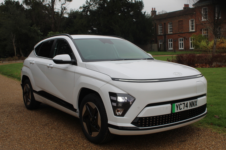 Hyundai Kona 160kW Advance (Comf Pack) 5dr Auto<br />2024 White Hatchback £26,495