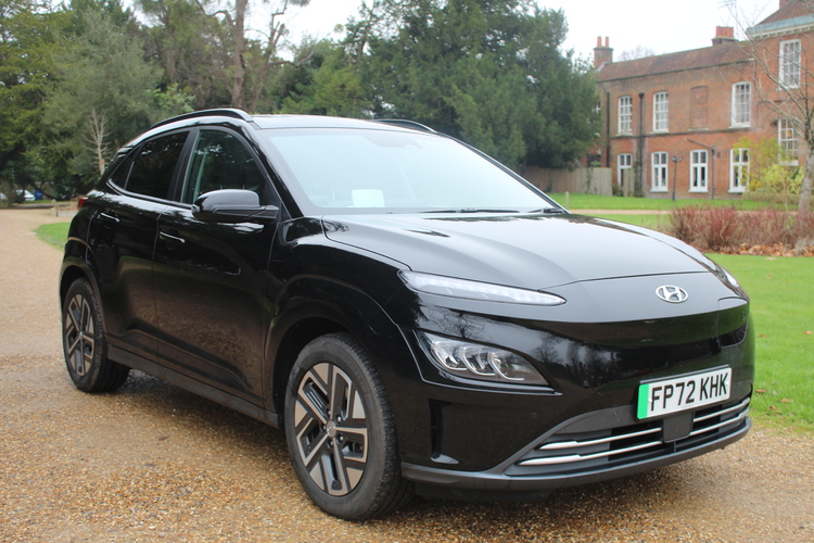 Hyundai Kona 150kW Ultimate 5dr<br />2022 Pearl Black Hatchback £18,295