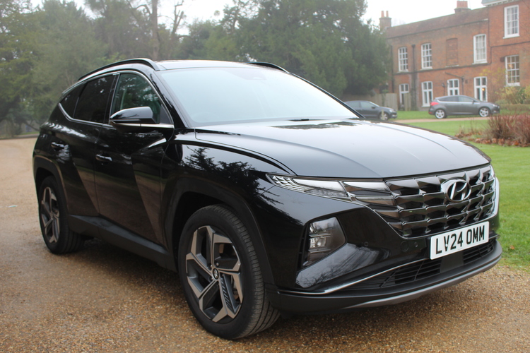 Hyundai Tucson 1.6 T-GDi Ultimate 4WD PHEV<br />2024 Pearl Black 4X4 £30,495