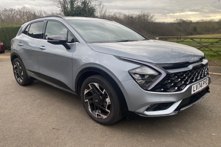 Kia Sportage 1.6 T-GDi GT Line AWD PHEV<br />2024 Metallic Silver 4X4 £31,995