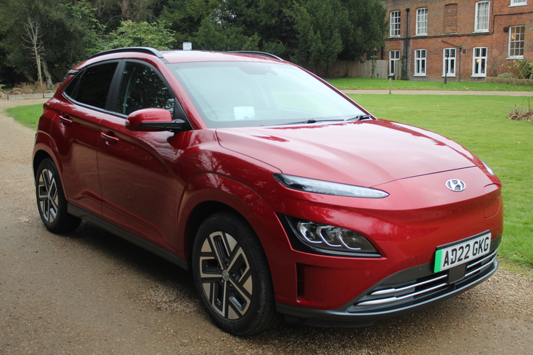 Hyundai Kona 150kW Ultimate<br />2022 Pearl Red Hatchback £18,750